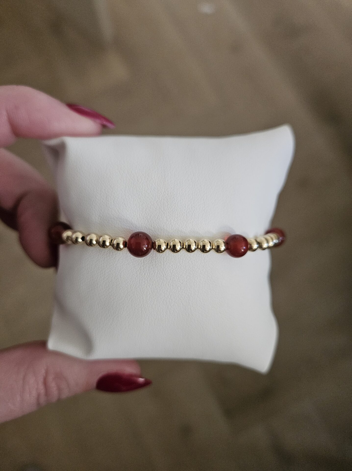 GOLD FILLED 14KT ARMBAND 4mm met agaat 6mm